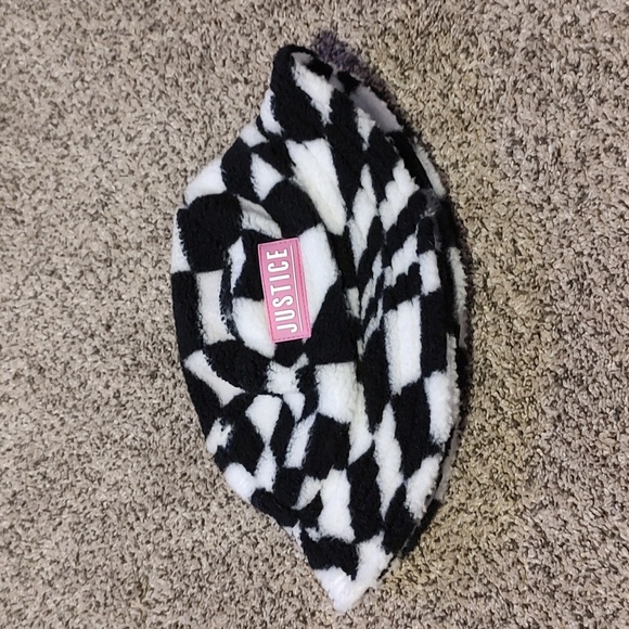Justice Other - Girls Fuzzy Bucket Hat